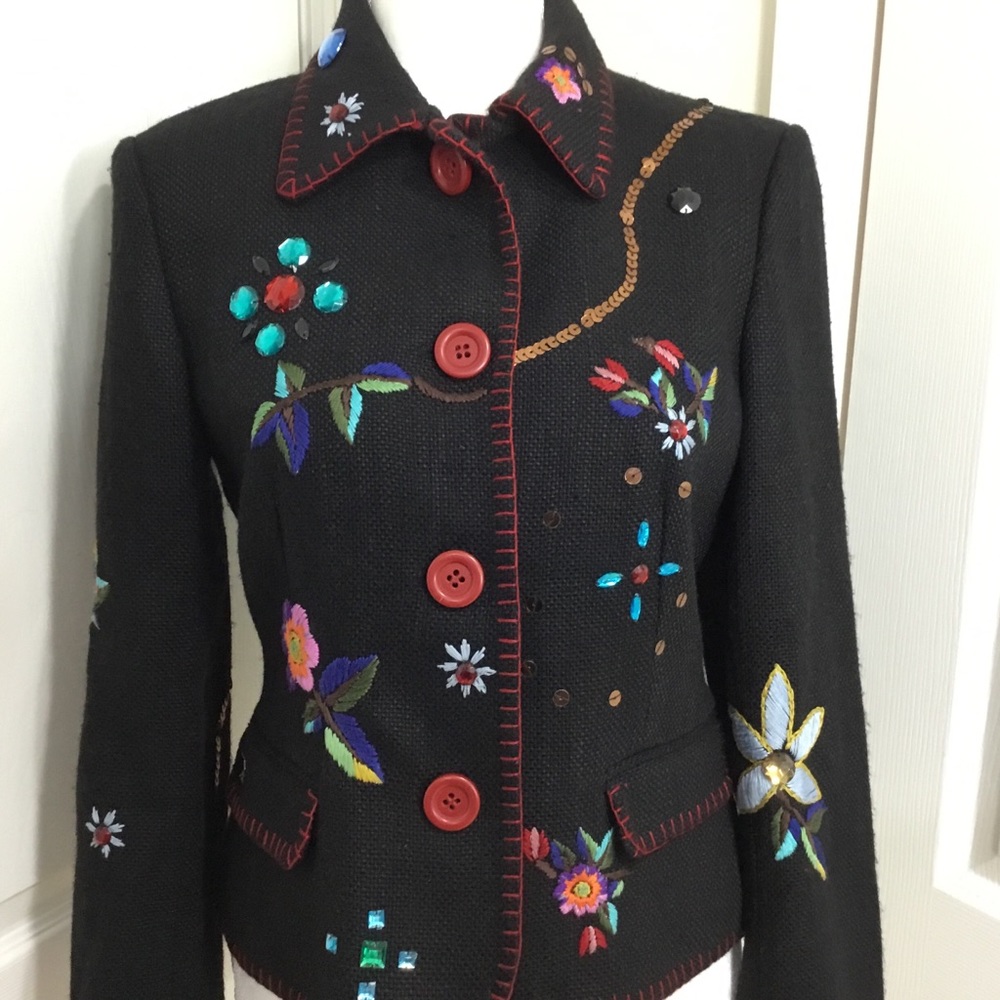 HP🛍 Zara Basic Embellished Linen Blend Jacket